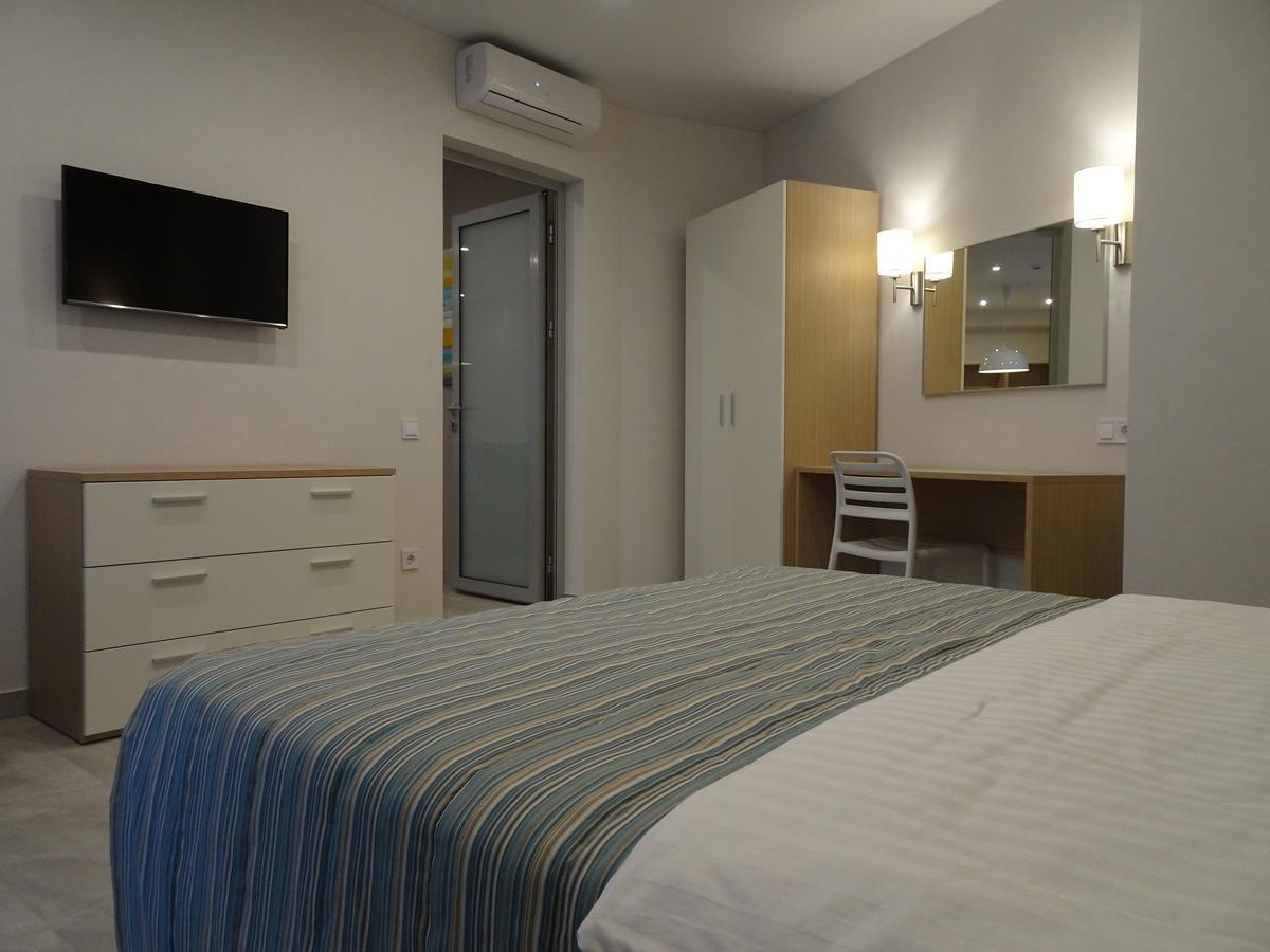Moncastro Hotel Zatoka Buitenkant foto